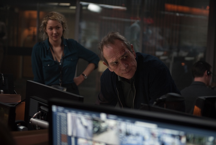 Tommy Lee Jones in a surveillance room