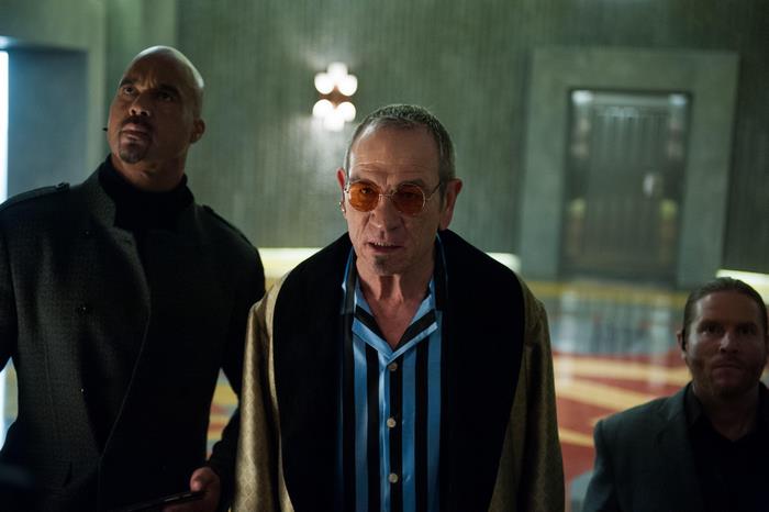 Tommy Lee Jones in a patterned robe