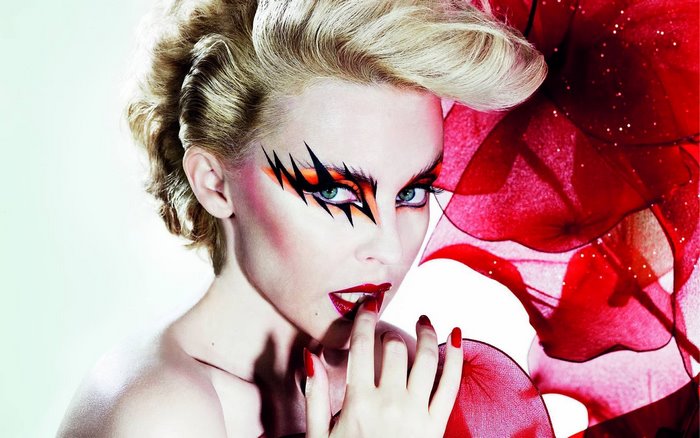 Kylie Minogue with dramatic makeup