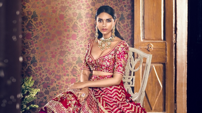 Aditi Rao Hydari in traditional Indian attire