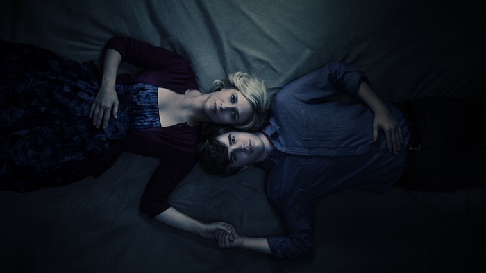 Freddie Highmore and Vera Farmiga