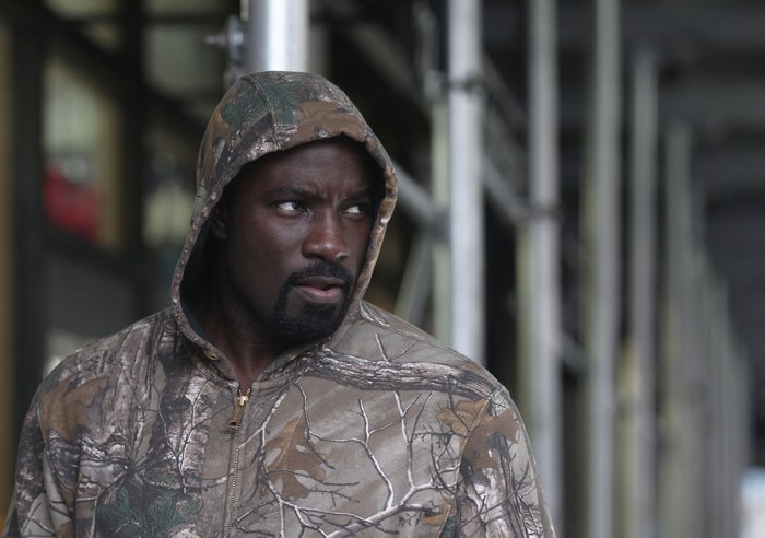 Mike Colter in Camouflage Hoodie