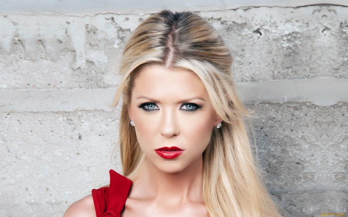 Tara Reid