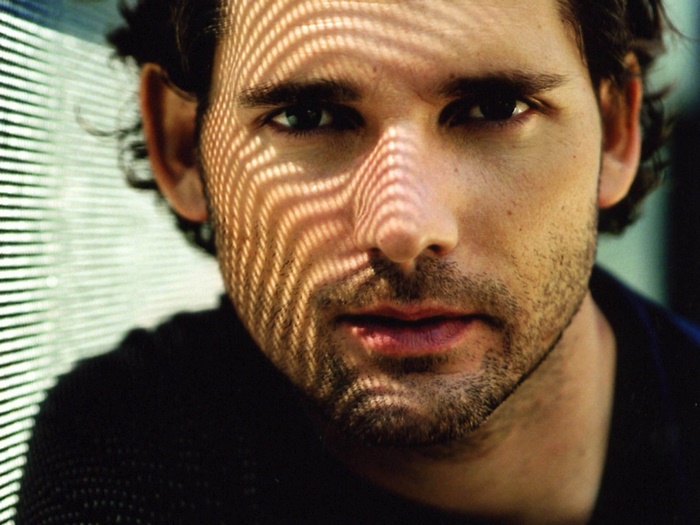 Eric Bana portrait with striped shadow