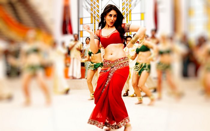 Kareena Kapoor Khan dancing