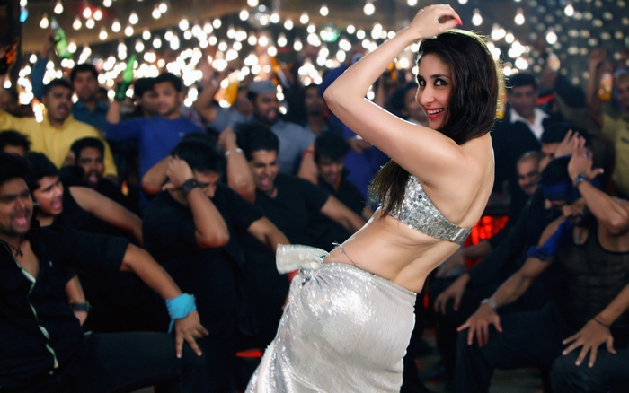 Kareena Kapoor Khan dancing in a crowd