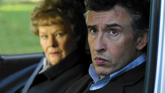 Judi Dench and Steve Coogan in a car
