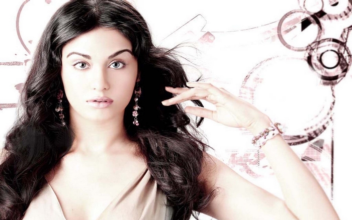 Adah Sharma portrait with abstract background