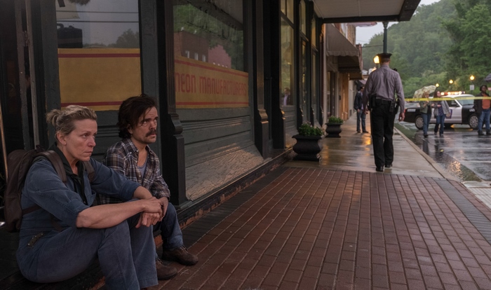 Frances McDormand and Peter Dinklage in Three Billboards Outside Ebbing, Missouri