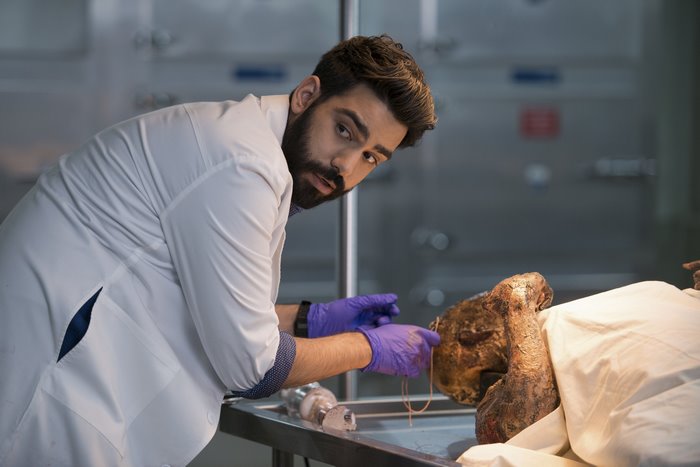 Rahul Kohli in a morgue with a body