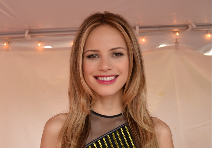 Halston Sage