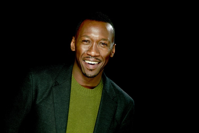 Mahershala Ali smiling