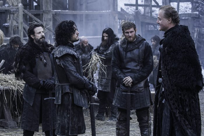 Owen Teale and Jon Snow in Game of Thrones