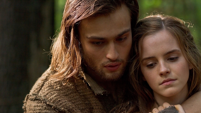 Douglas Booth and Emma Watson in Noah