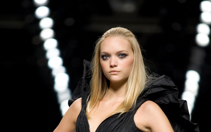 Gemma Ward on a runway