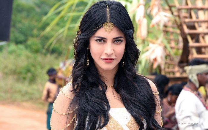 Shruti Haasan in costume
