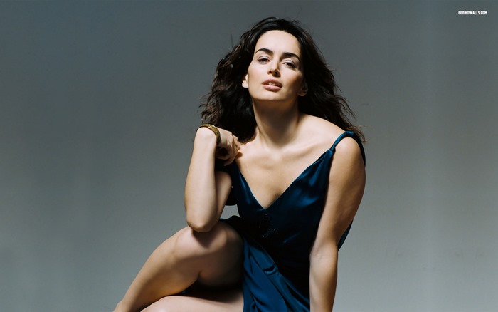 Ana de la Reguera in a blue dress
