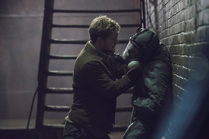Finn Jones in a fight scene