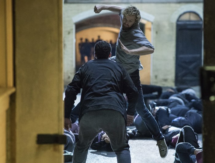 Finn Jones in a fight scene