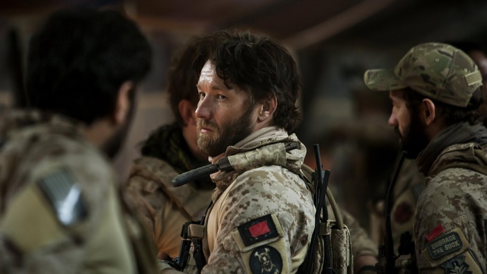 Joel Edgerton in military uniform