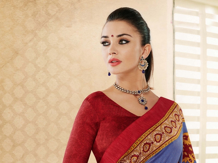 Amy Jackson in traditional Indian attire