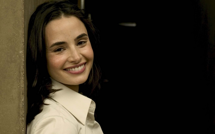 Mía Maestro