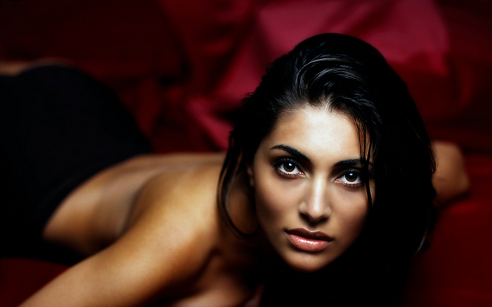 Caterina Murino lying down