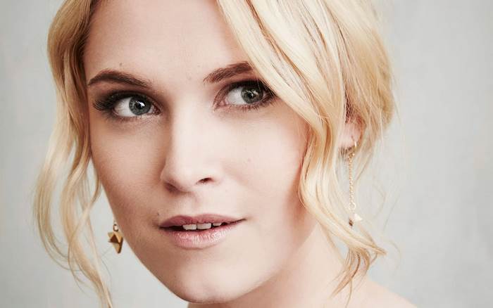 Eliza Taylor close-up portrait