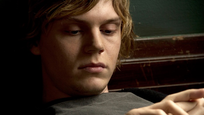 Evan Peters