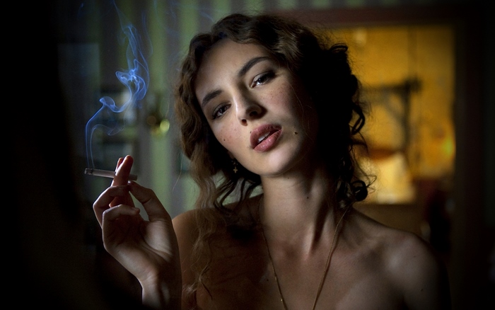 Louise Bourgoin smoking a cigarette