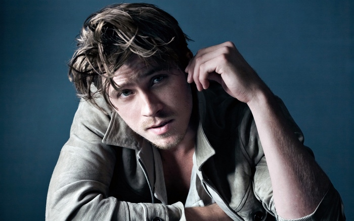 Garrett Hedlund portrait