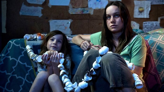 Girl and Woman with Eggshell Garland