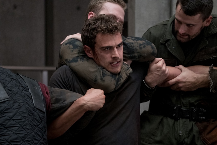 Theo James in Divergent