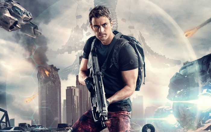Theo James in Divergent