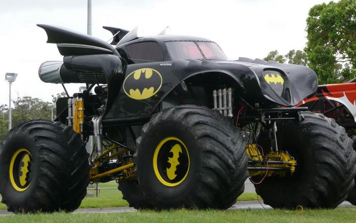 Batman monster truck