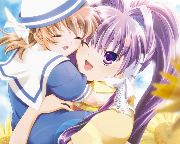 Kyou Fujibayashi hugging a younger girl