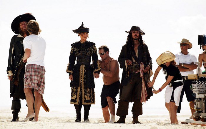 Captain Jack Sparrow and cast on beach