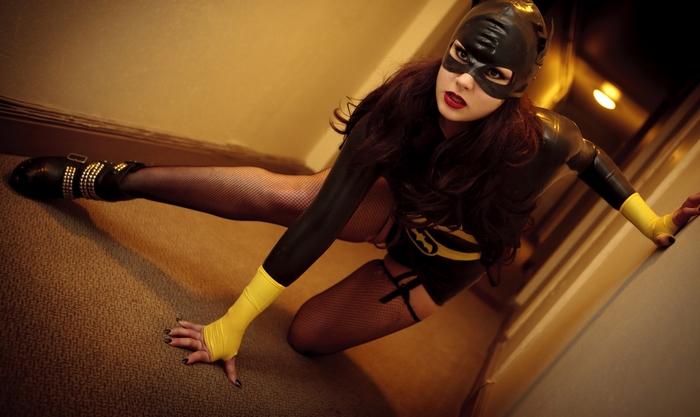 Batgirl Cosplay in Hallway