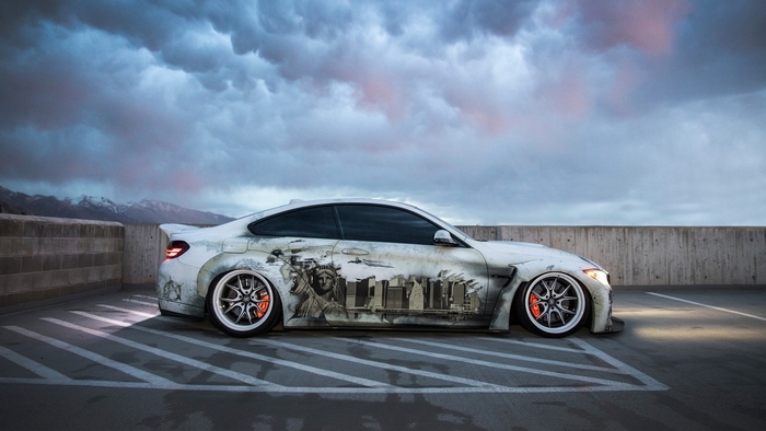 LibertyWalk BMW M4 with Urban Art Design