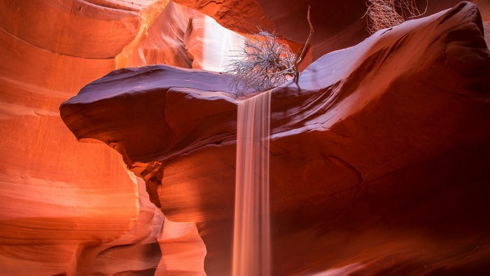 Sandfall in Antelope Canyon, USA