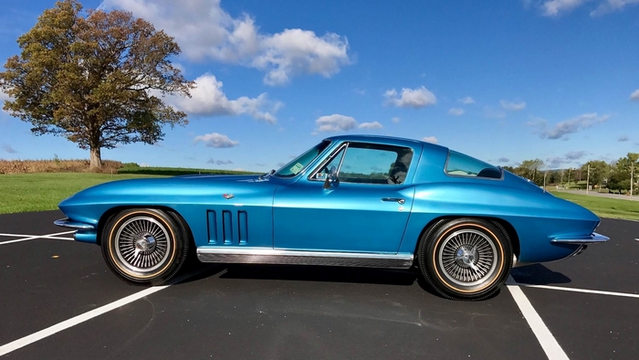 Blue Chevrolet Corvette Stingray Coupe