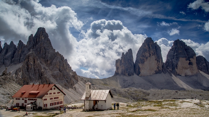 Tre Cime di Lavaredo with Rifugio Locatelli