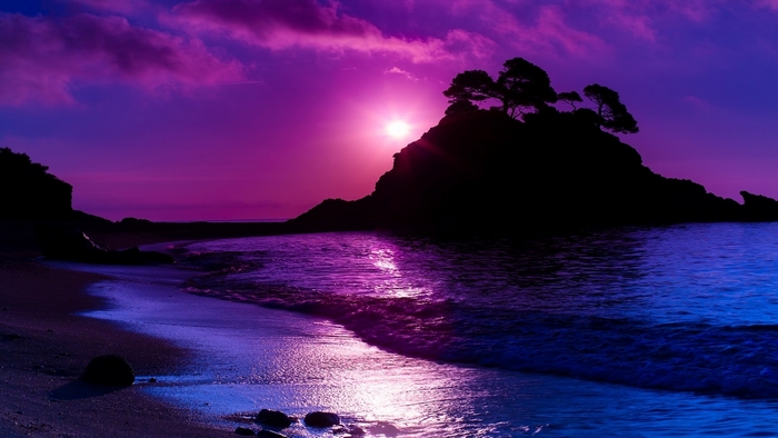 Purple Moonlit Ocean with Gentle Waves