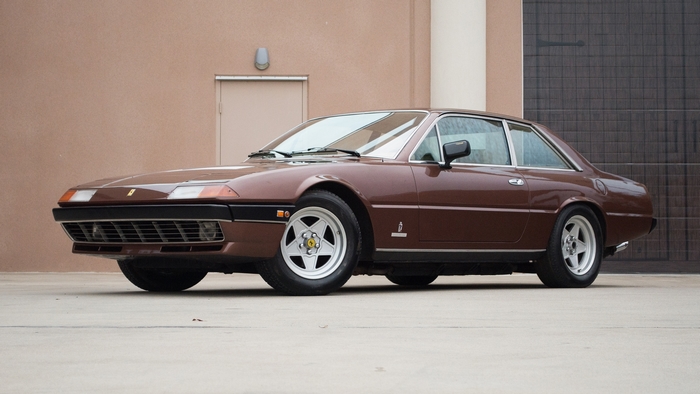 Ferrari 400i coupe