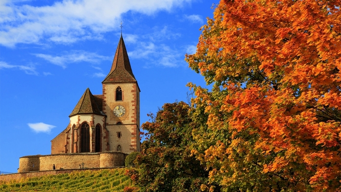 Church in Hunawihr during Autumn