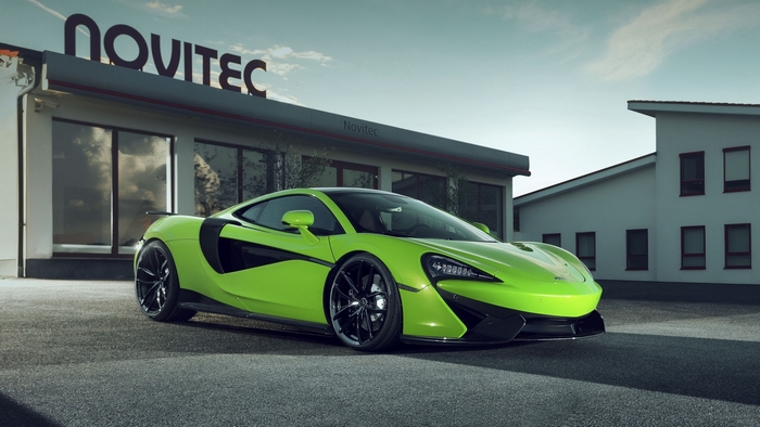 Novitec McLaren 570 GT with black rims