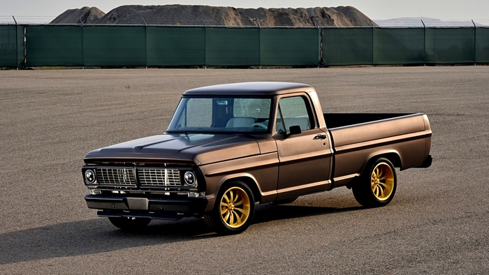 Classic 1972 Ford truck with gold rims