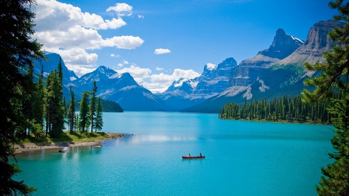 Tranquil Mountain Lake with Clear Blue Water