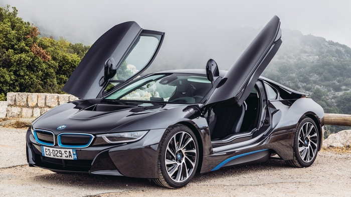 BMW i8 Electric Sports Car with Butterfly Doors
