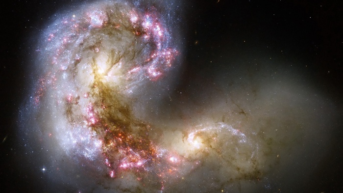 Antennae Galaxies colliding